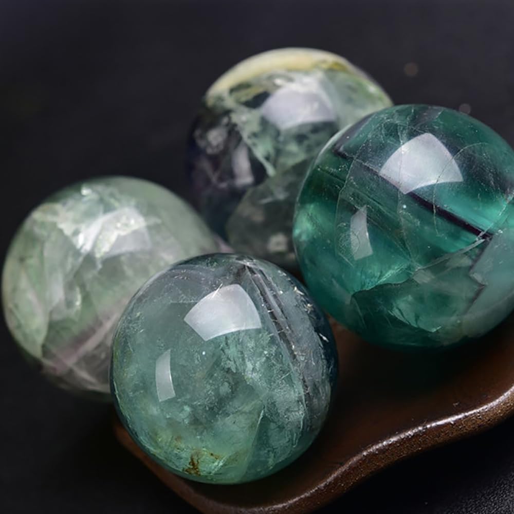 4-5CM/1.58-1.97inch Natural Fluorite Crystal Ball Hand Polished Fluorite Sphere Decorative Sphere Healing Crystals Ball Healing Stone Crafts Home Decor Ornament Gifts(40-50mm, Fluorite)