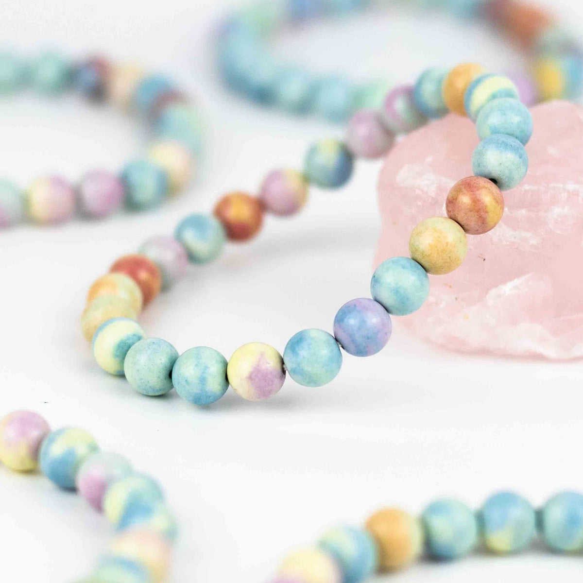 DAZCOLO 8mm Natural Gemstone Stretch Bracelet, Handmade Unisex Crystal Bracelets for Meditation, Yoga, Spiritual Healing & Positive Energy (Rainbow Bridge Agate)