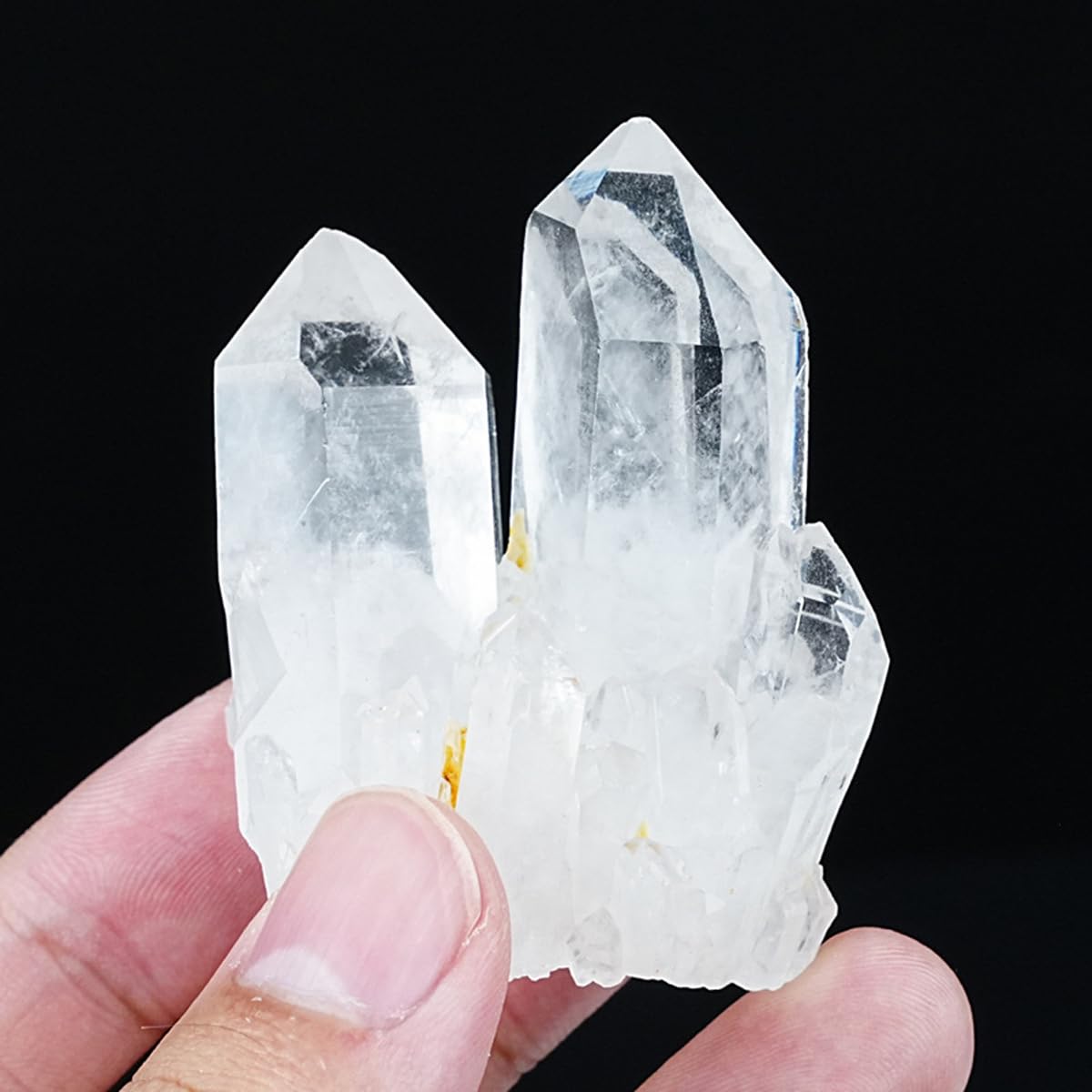 Erliway 1 Pcs Natural Clear Quartz Crystal Cluster, Clear Pineapple Quartz Cluster Healing Crystal, Raw April Birthstone Crystals for Birthday Gift Reiki Healing and Home Decoration (0.11-0.15 lb)