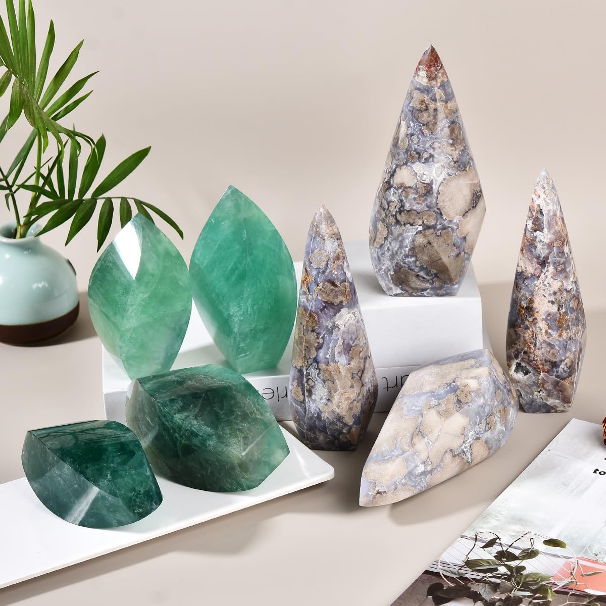 JIC Gem Green Fluorite Crystal Natural Healing Crystal Point Large 4 Sides Tower Fluorite Stone Energy Gemstone Home Decor 1.1-1.7 Lbs