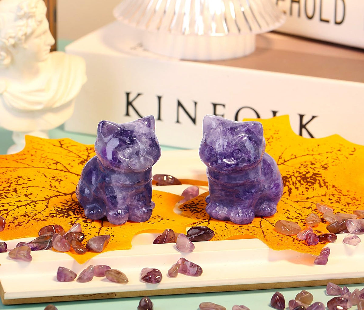 DUQGUHO Purple Cat Decor Amethyst Cat Crystal Figurines Mom Crystals Gifts for Cat Lovers Men Women Lucky Cute Cat Statue Mothers Day Decor 1PC