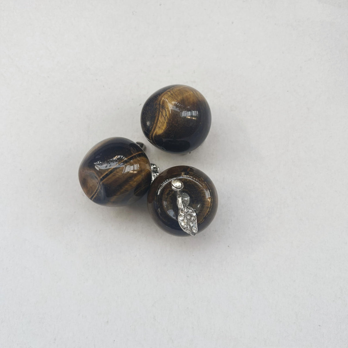 Sunshcat Natural Tiger's Eye 1.18 Inchs Apple Crystal and Healing Stone Statues,Room Decoration Christmas Decorations Thanksgiving Gifts Office Gifts Collectibles