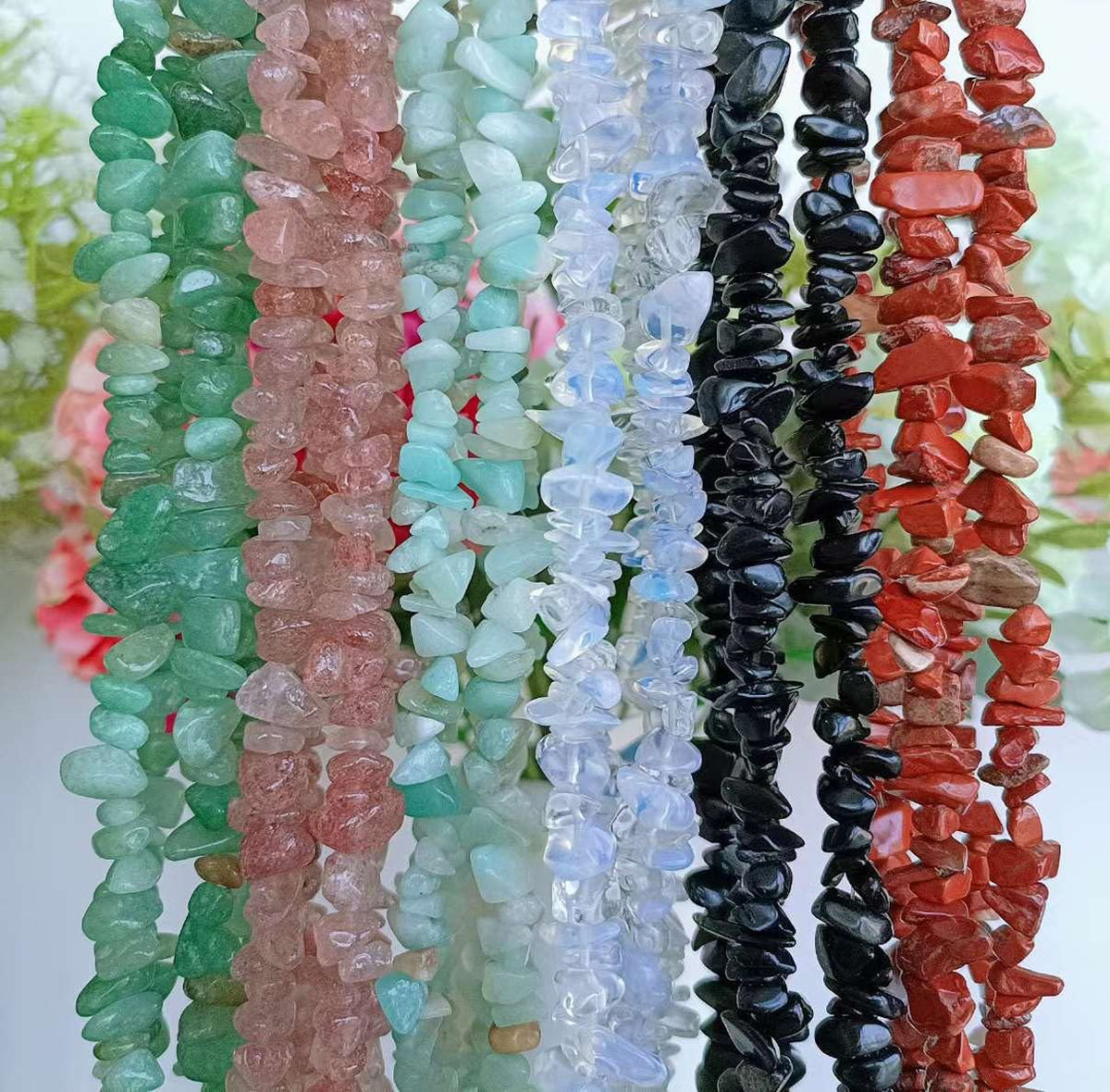 LAIDANLA Black Obsidian 400pcs Natural Chip Stone Beads 5-8mm Healing Crystal Irregular Gemstones Drilled DIY Loose Rocks Bead Crystal for Bracelet Earrings Necklace Jewelry Making Crafting