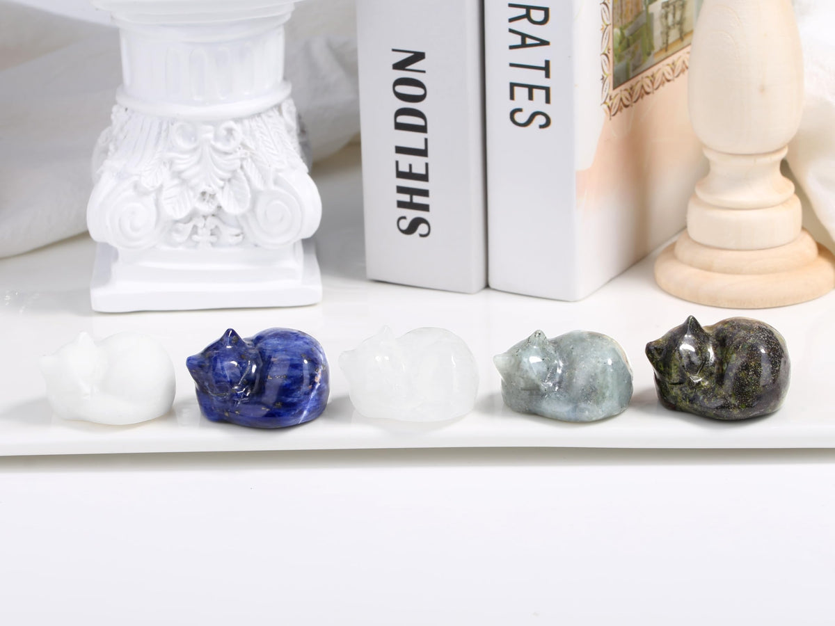 QINJIEJIE Clear Quartz Crystal Cat Statue Stone Healing Crystal Figurine Decor White Cat Gift Polished Gemstones Home Office Desk Decor Cats Gifts for Cat Lover Stocking Stuffers 1.6"