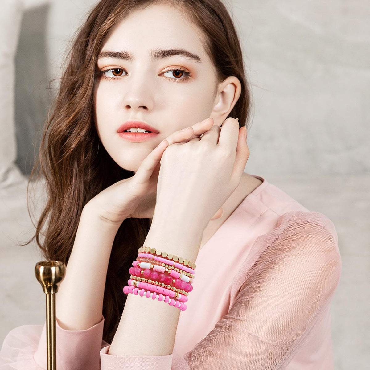 GOOJIDS Pink Surfer Heishi Clay Bead Bracelets for Women Bohemian Stackable Gold Plated Beaded Stretch Bracelets Elastic Layering Friendship Bracelets Set Boho Jewelry