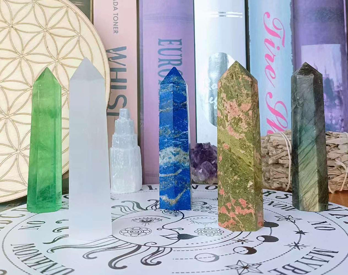 LAIDANLA Lapis Lazuli Healing Crystals Wands 3.5-4" Polishing Natural Reiki Energy Wand Stone Hexagonal Point Obelisk Large Crystal Gemstones for Meditation Therapy Crystal Grid Gifts Decoration 1Pcs