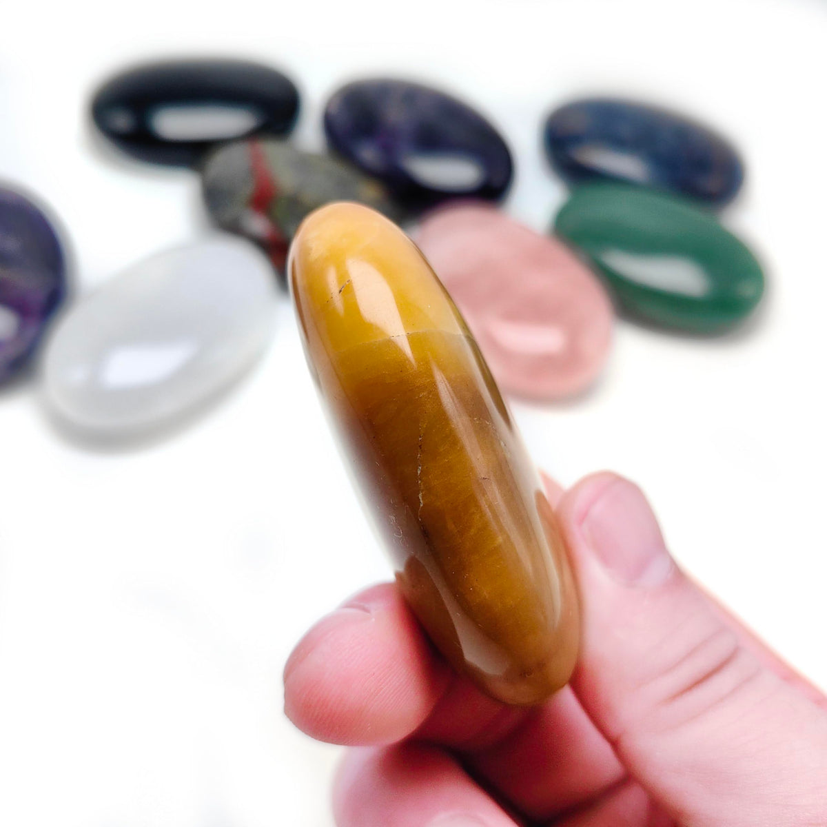 BEAUSIOO 2.4" Yellow Jade Palm Stone for Anxiety Relief, Healing Crystal for Meditation & Stress Relief, Polished Pocket Stone with Gift Box