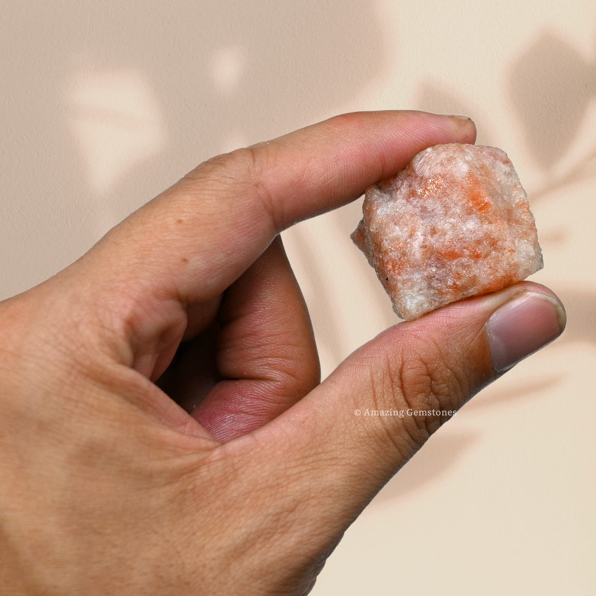 Amazing Gemstone Sunstone Raw Crystals and Healing Stones, Natural Rocks for Tumbling and DIY Raw Stones and Crystals (1 Piece)