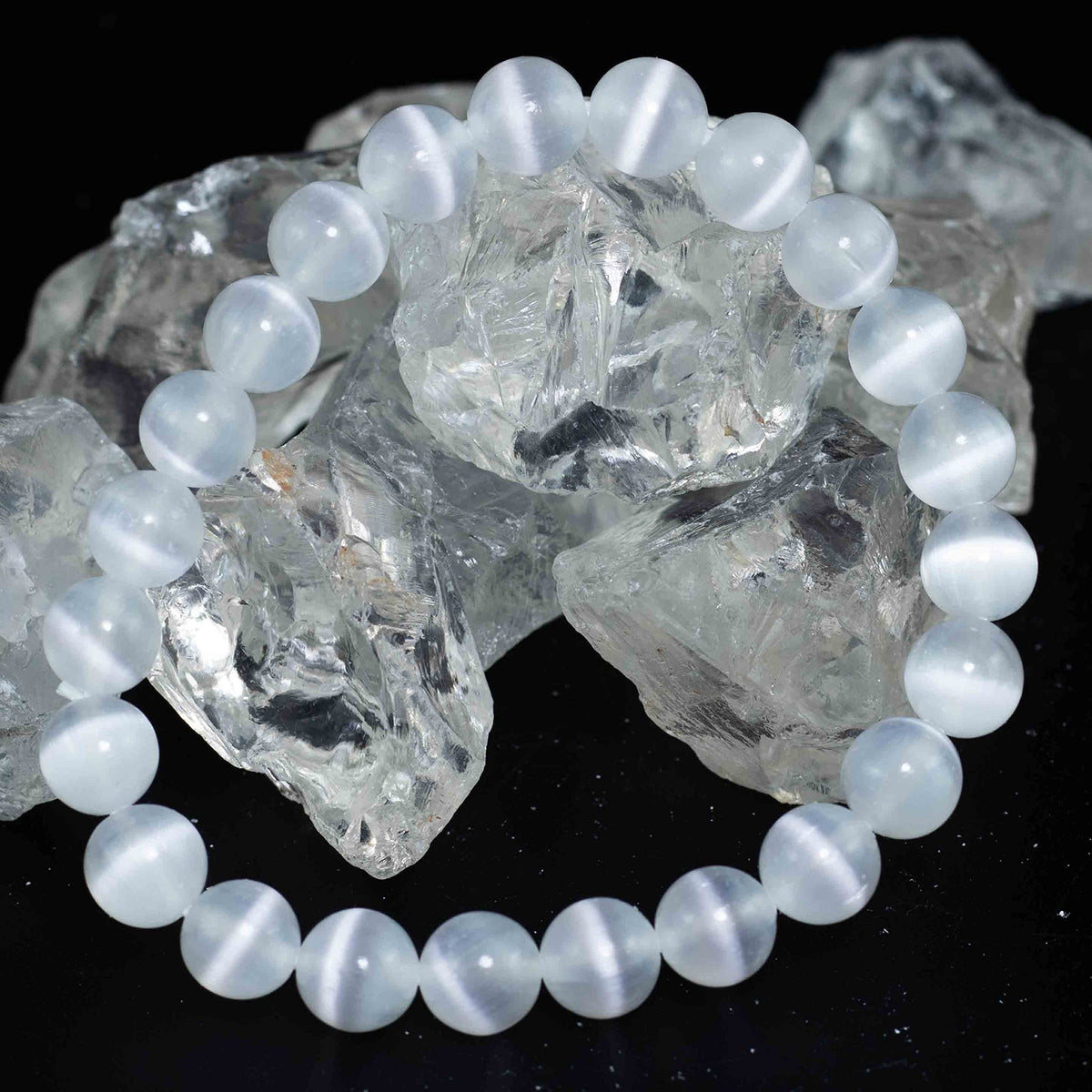 DAZCOLO 8mm Natural Gemstone Stretch Bracelet, Handmade Unisex Crystal Bracelets for Meditation, Yoga, Spiritual Healing & Positive Energy (Selenite)