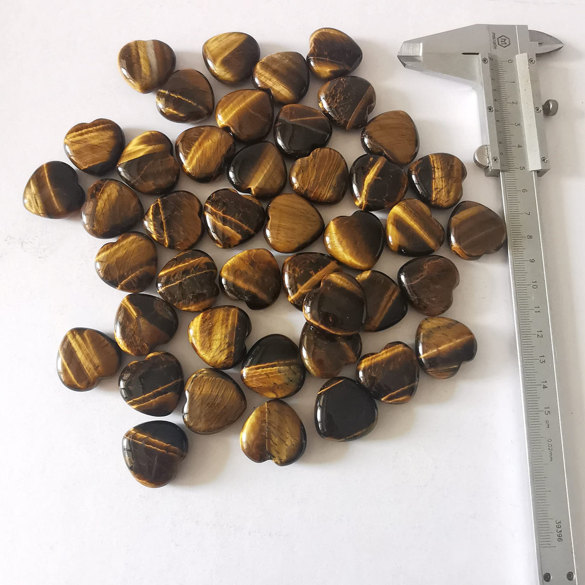 Loveliome 4 Pcs Natural Tiger's Eye Love Heart Palm Stone Reiki Balancing Worry Stone(1 Inch)
