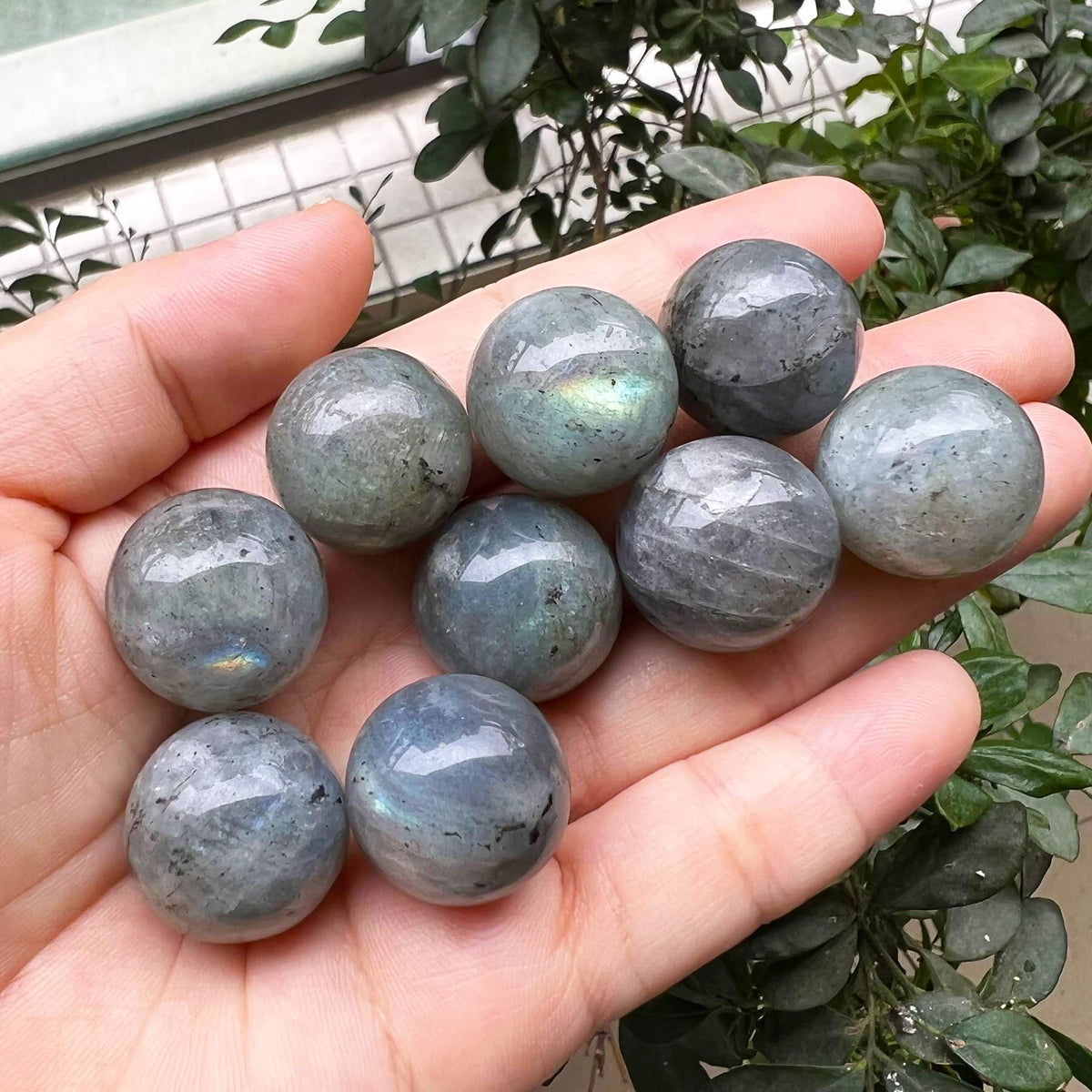Fekuar 5 Pcs Moonstone Crystal Sphere Ball Set, Polished Healing Energy Mineral Gemstone Balls for Reiki Chakra Decoration Fengshui 20mm