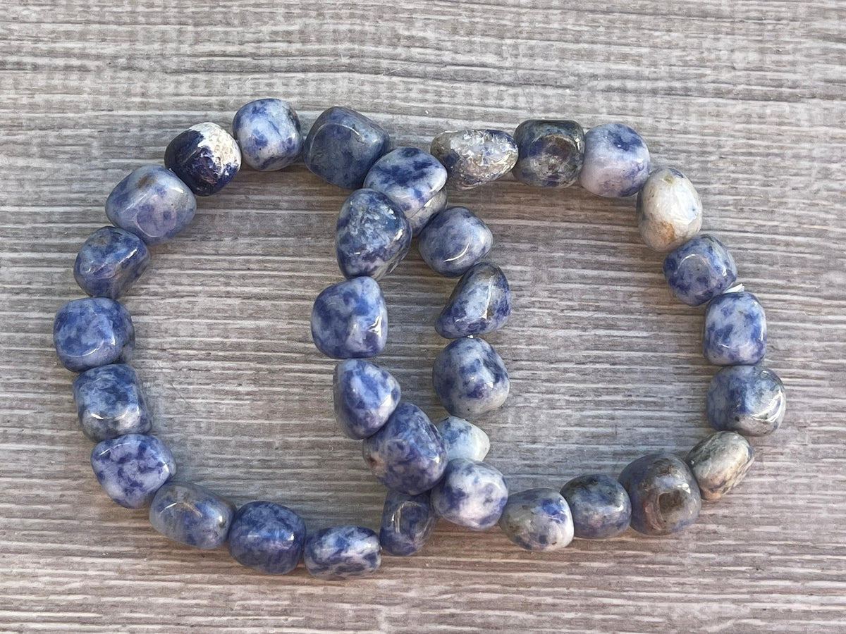 GAF TREASURES Sodalite Crystal Nugget Bracelet, Genuine Sodalite Tumbled Gemstone Bracelet, Healing Crystal Bracelet, Gift for Men & Women (1)