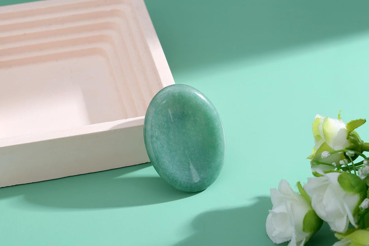 NUKAYAI Thumb Worry Stone Green Aventurine Crystal Trinkets Crystals and Healing Stones Oval Natural Fidget Meditation Accessories Gemstones Reiki Pocket Palm Tiny Anxiety Relief Items for Women Men