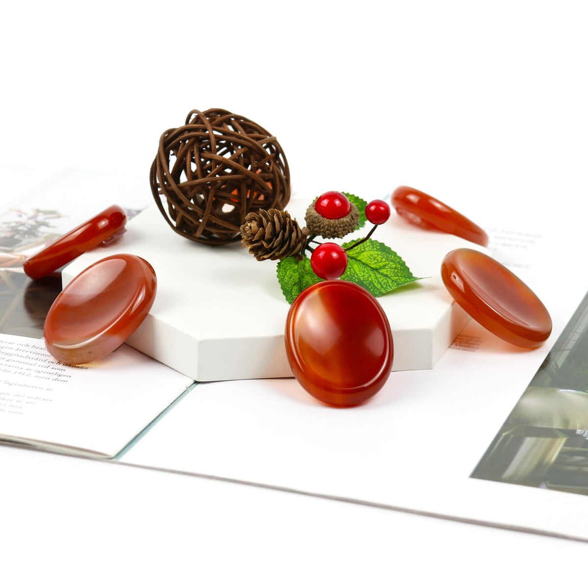 Namzi Carnelian Crystal Rock Worry Stones for Kids, Oval Palm Stone, Thumb Stone, Crystals and Healing Stones Quartz Bulk for Wicca, Reiki, Healing Energy, Chakra Stones, Witchcraft Supplies(1PCS)