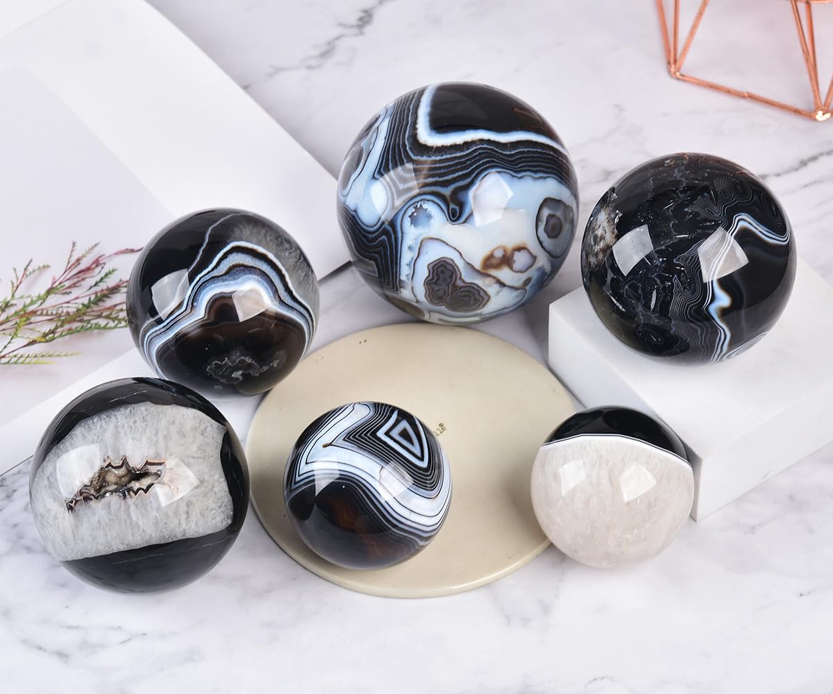 JIC Gem 2.7-3.1 inch(70-80mm) Large Black Onyx Agate Crystal Ball Round Healing Crystals Decorative Sphere with Wooden Stand Meditation Witchcraft Home Decor