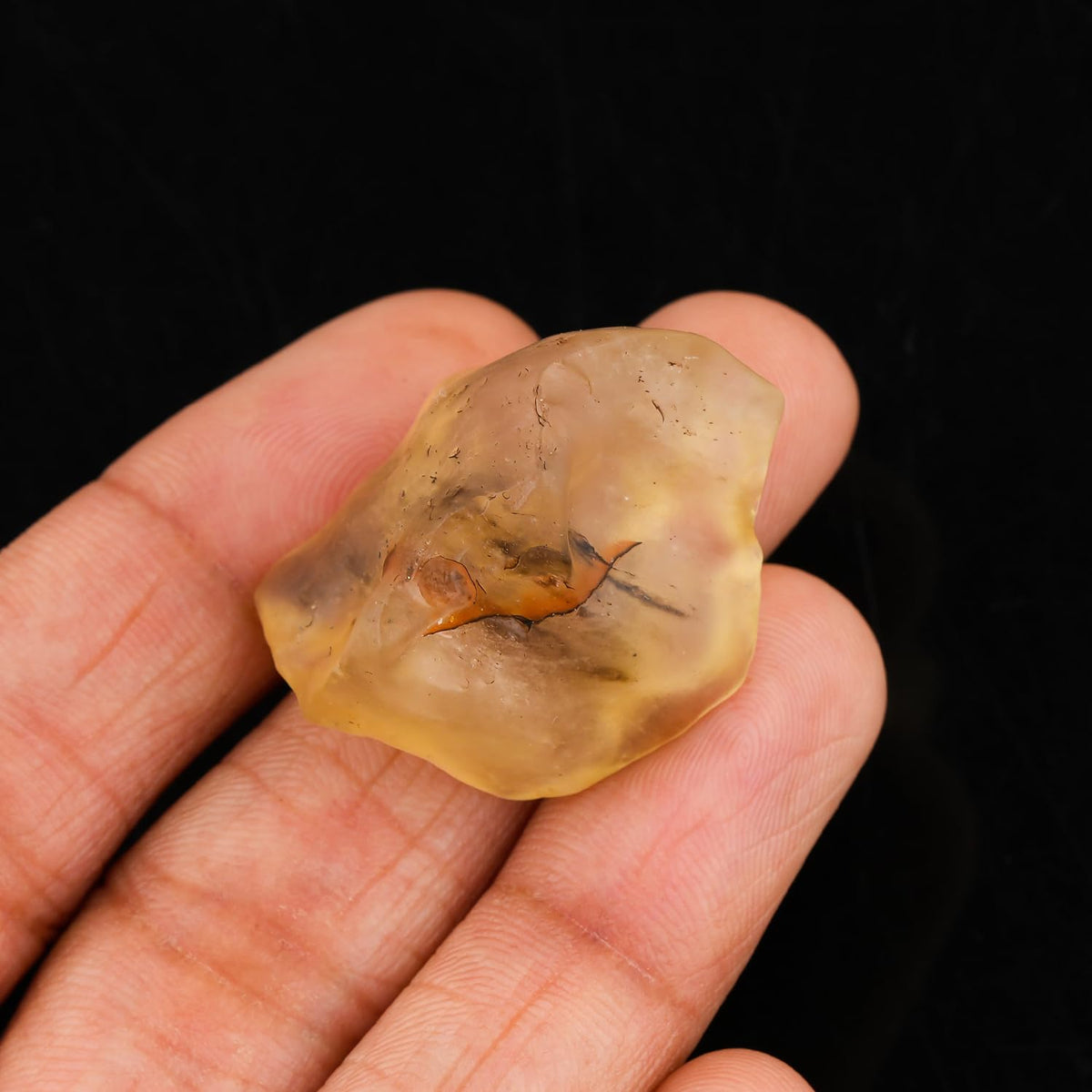 CRYSTALINES Natural Raw Libyan Desert Glass Tektite Stone, Genuine Libyan Gold Tektite Rough Stone, Wicca & Reiki Healing Crystals, Meteorite Gems Collector Specimen (30x23x18mm)