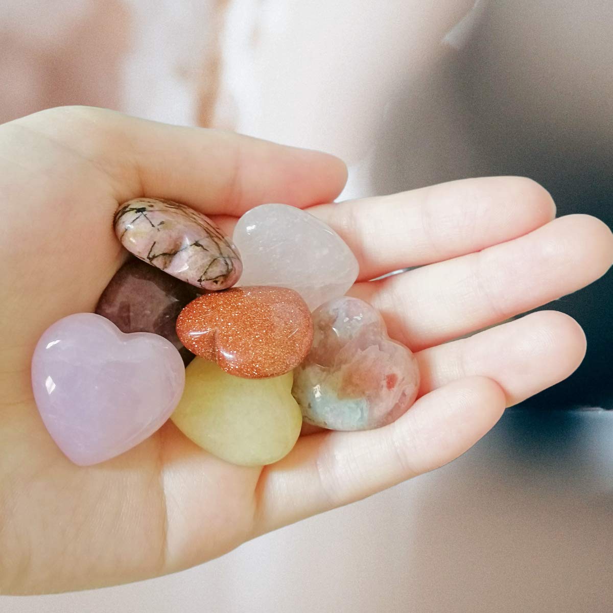 XMHOME Crystal Heart Shaped Stones Set Assorted Natural Variety Pack Gemstones 1" (25 * 25 * 12mm) Pocket Worry Palm Stone Rock Collection Box for Healing Reiki Jewelry Making Home Decor 18Pcs