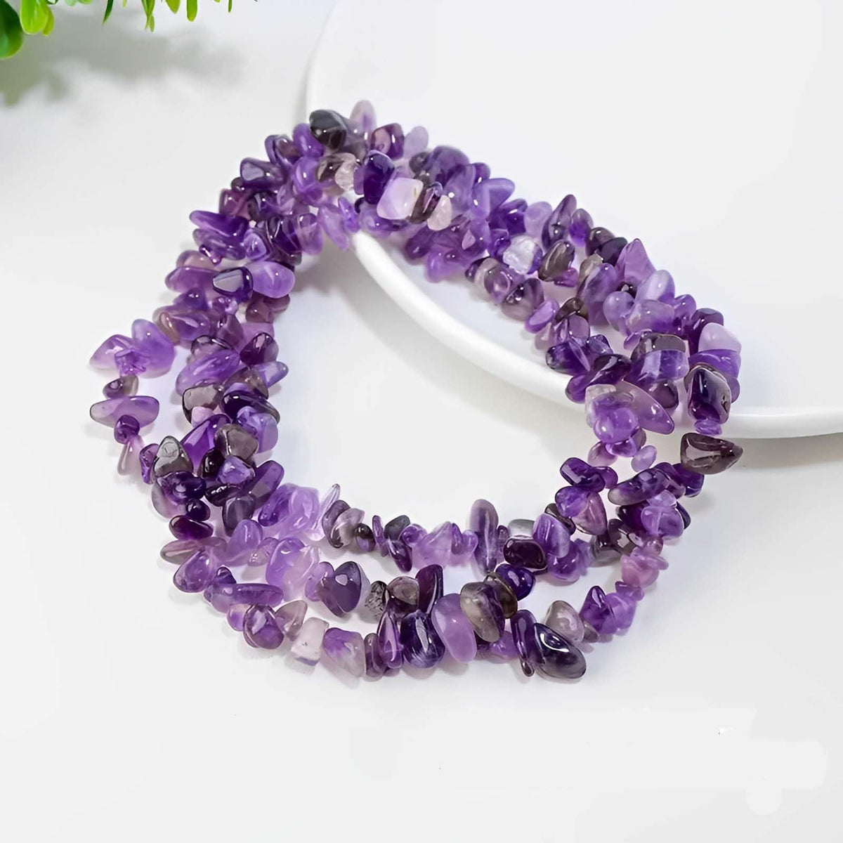 200pcs Natural Chip Stone Beads Gemstone Healing Crystal Loose Rocks Bead Irregular Glass Seed Charm Beads Drilled DIY for Jewelry Bracelet Necklace Earrings Making Crafting Supplies (Purple, 5-8mm)