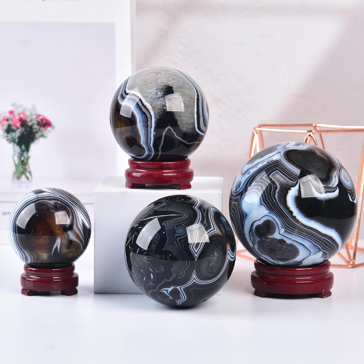 JIC Gem 2.7-3.1 inch(70-80mm) Large Black Onyx Agate Crystal Ball Round Healing Crystals Decorative Sphere with Wooden Stand Meditation Witchcraft Home Decor