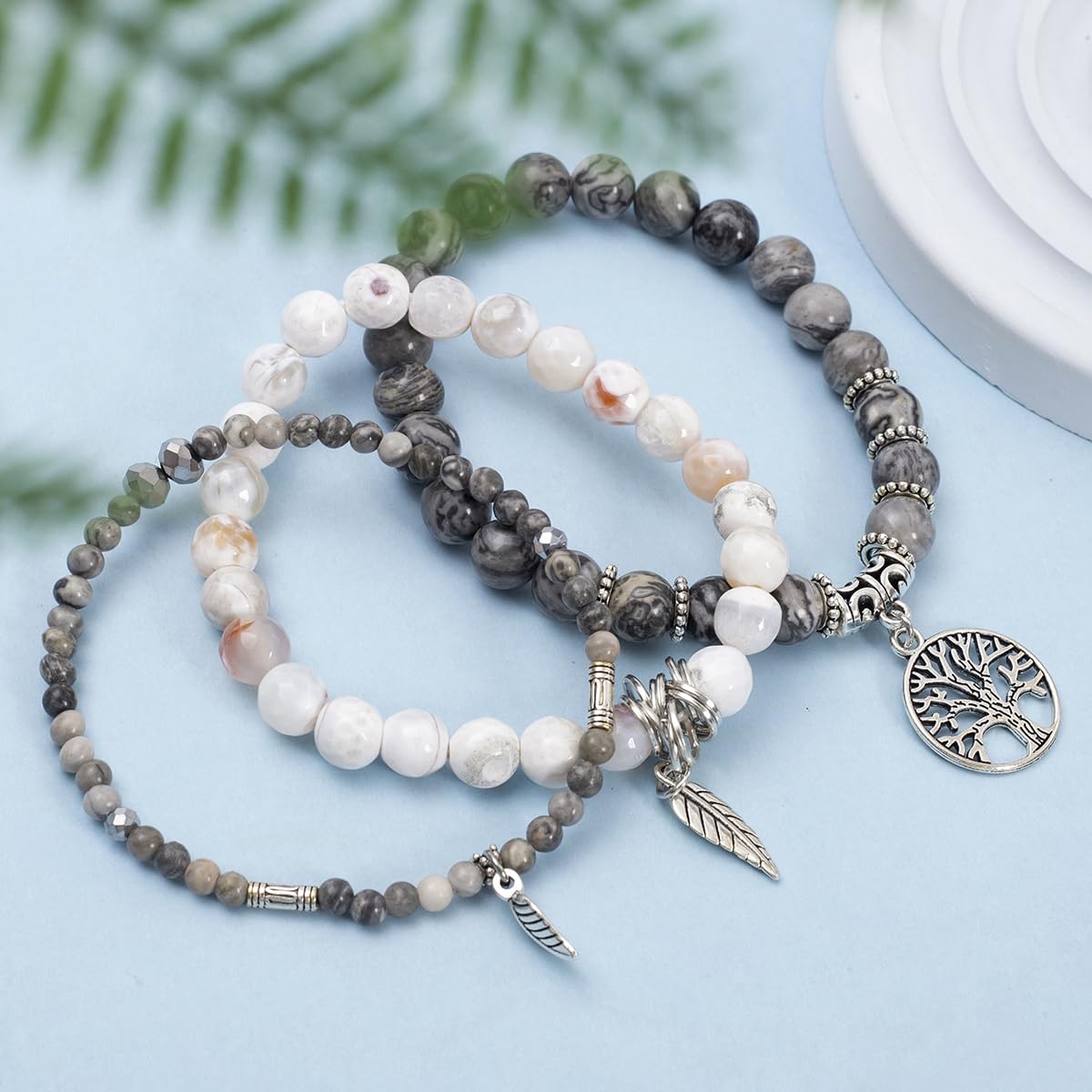 Jardme Healing Crystal Bracelets for Women, 8mm Beaded Natural Stone Stretch Chakra Bracelets Tree of Life Bracelet Jewelry Gifts for Women