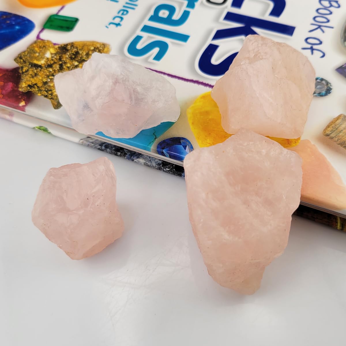 3-5Pcs Rose Quartz Natural Raw Crystals 1''-2'' Rough Stones Rocks for Tumbling Polishing Cabbing Gemstones Crystals and Healing Stones for Wicca Reiki,Fountian Rocks for Decorations (Rose Quartz)