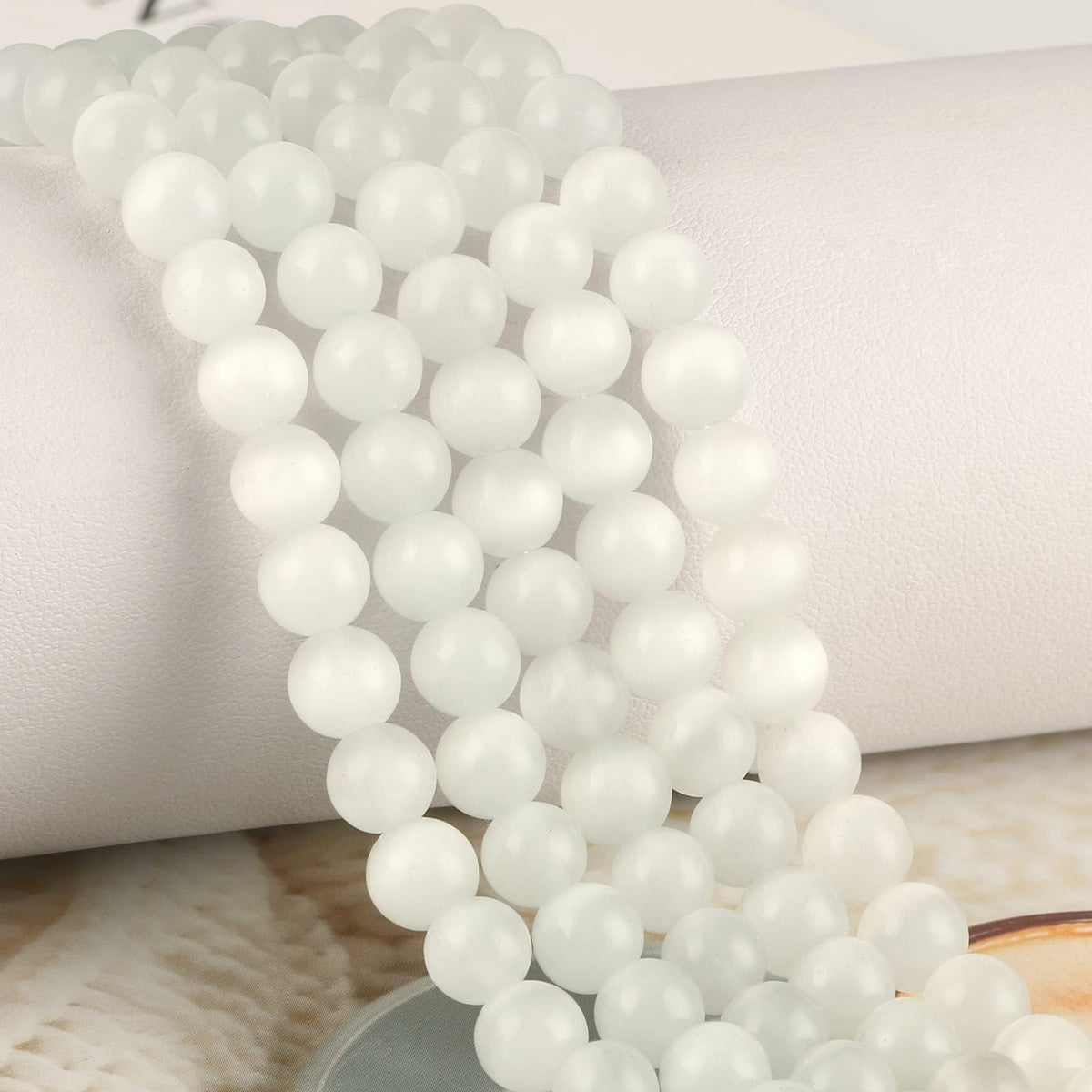 NITOPUPU 100Pcs 10mm Natural Smooth White Cat Eye Beads Round Loose Gemstone Stone Beads for Jewerly Making with Crystal Stretch Cord