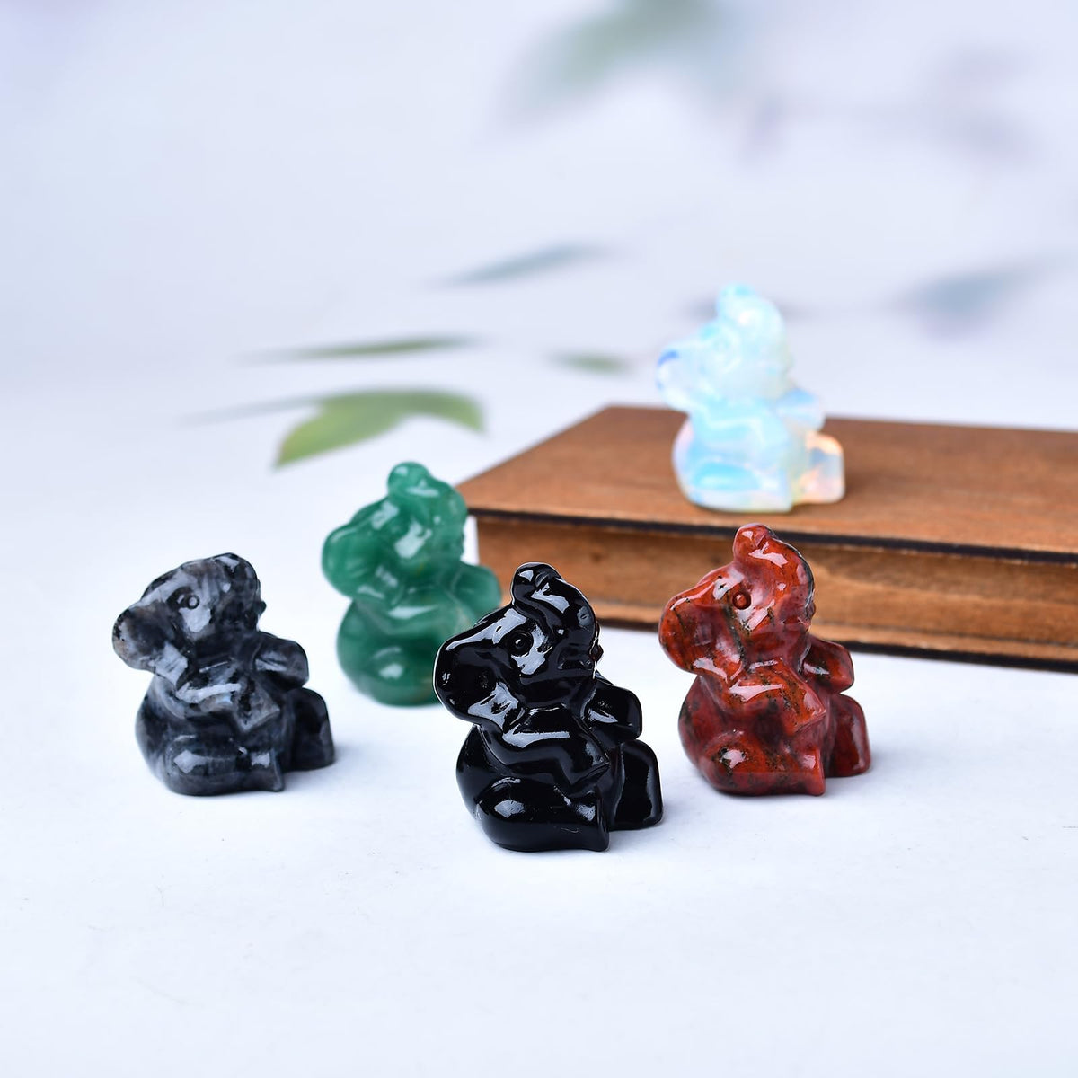WUYOUSHI Shimmer Stone Elephant Decor Figurine Crystals and Healing Stones Elephant Statue Polished Pocket Gemstones Bedroom Office Desk Home Decoration A Lucky Decoration