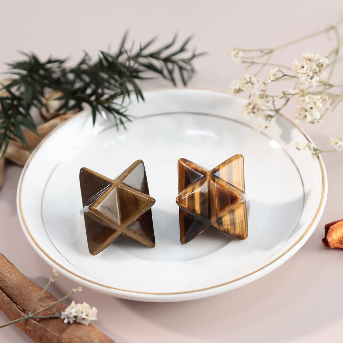 Loveliome Natural Tiger's Eye Merkaba Crystal Protection Sacred Meditation Energy Generator Healing Chakra Six-Pointed Star 1 Inch