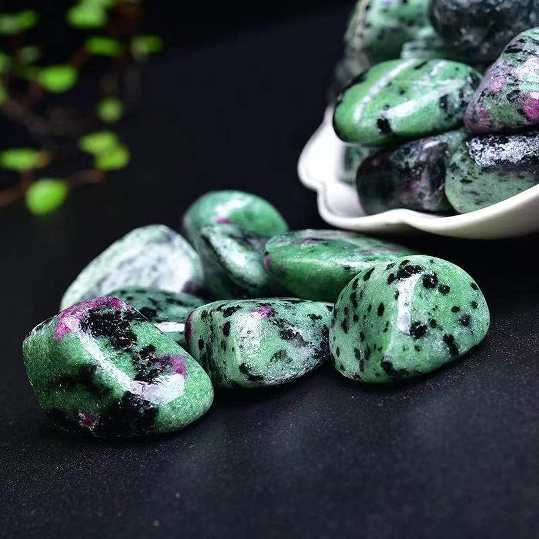 Green Ruby Zoisite Healing Crystal Stones, 1.25-2.0" Large Reiki Healing Gemstones Natural Tumbled Polished Stones for Energy Witchcraft Therapy Meditation