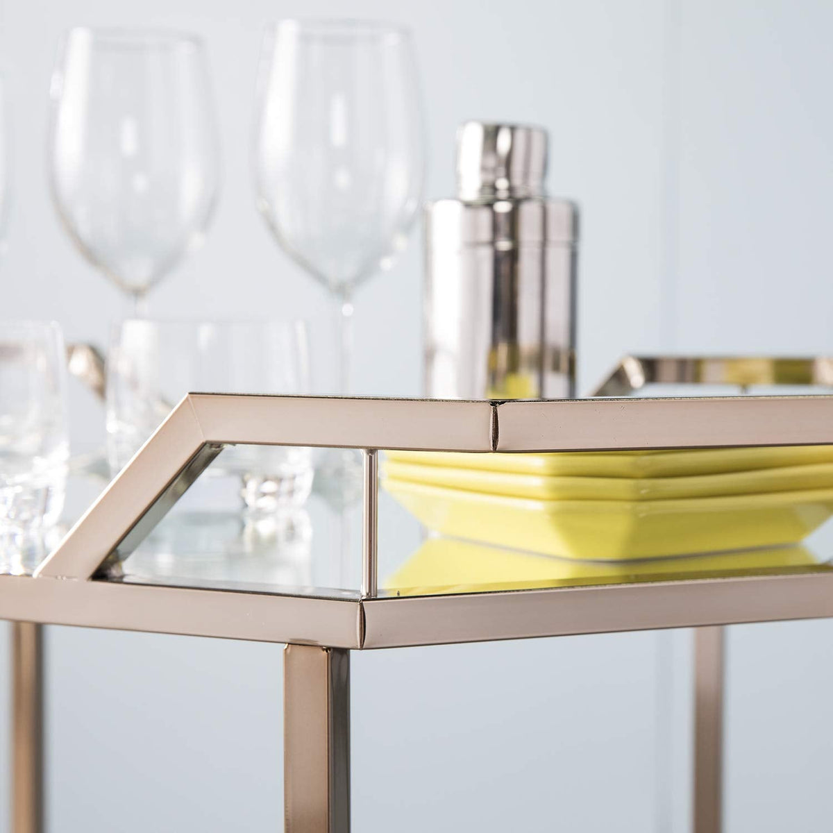 SEI Furniture Ari Art serving cart, Champagne with mirror (AMZ1102ZH)