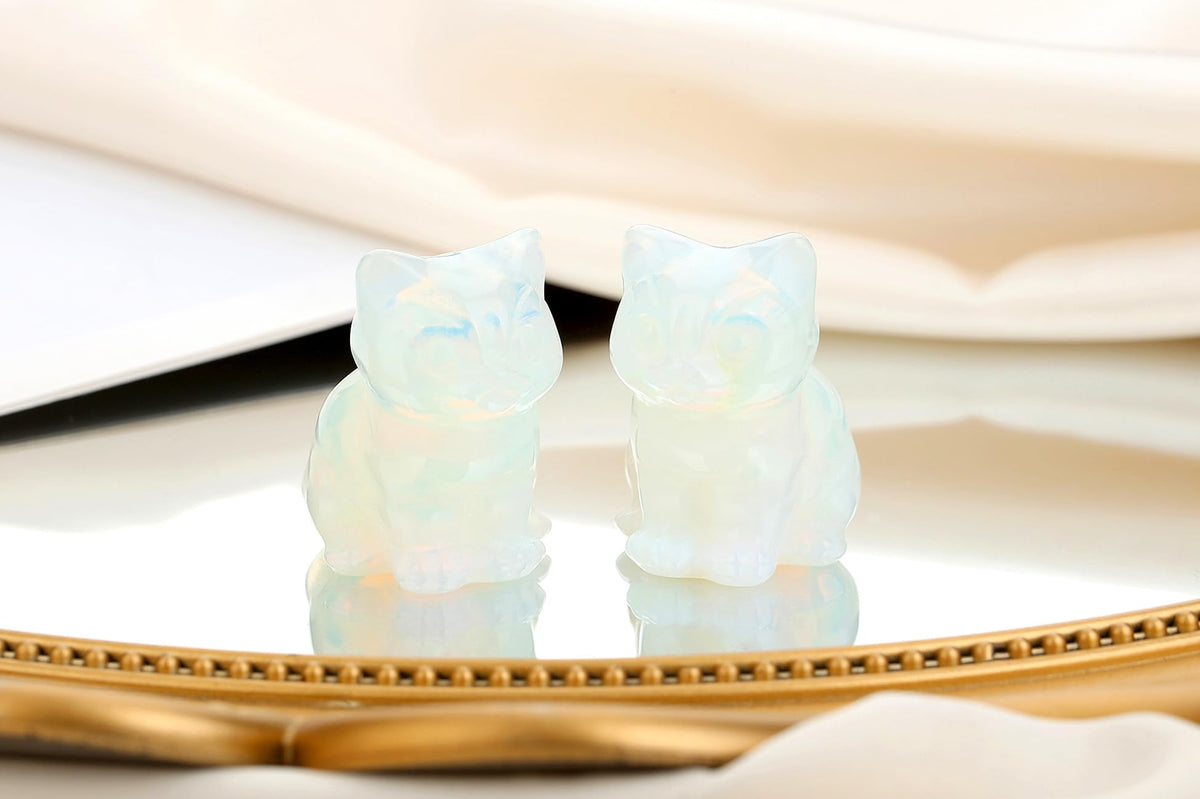 QINJIEJIE Opal Cat Figurines Healing Crystals Statue Healing Stone Cat Gifts Gemstone Office Sculpture Home Desk Decor Polished White Opalite Sitting Pocket Gifts for Lovers Women Stocking Stuffers