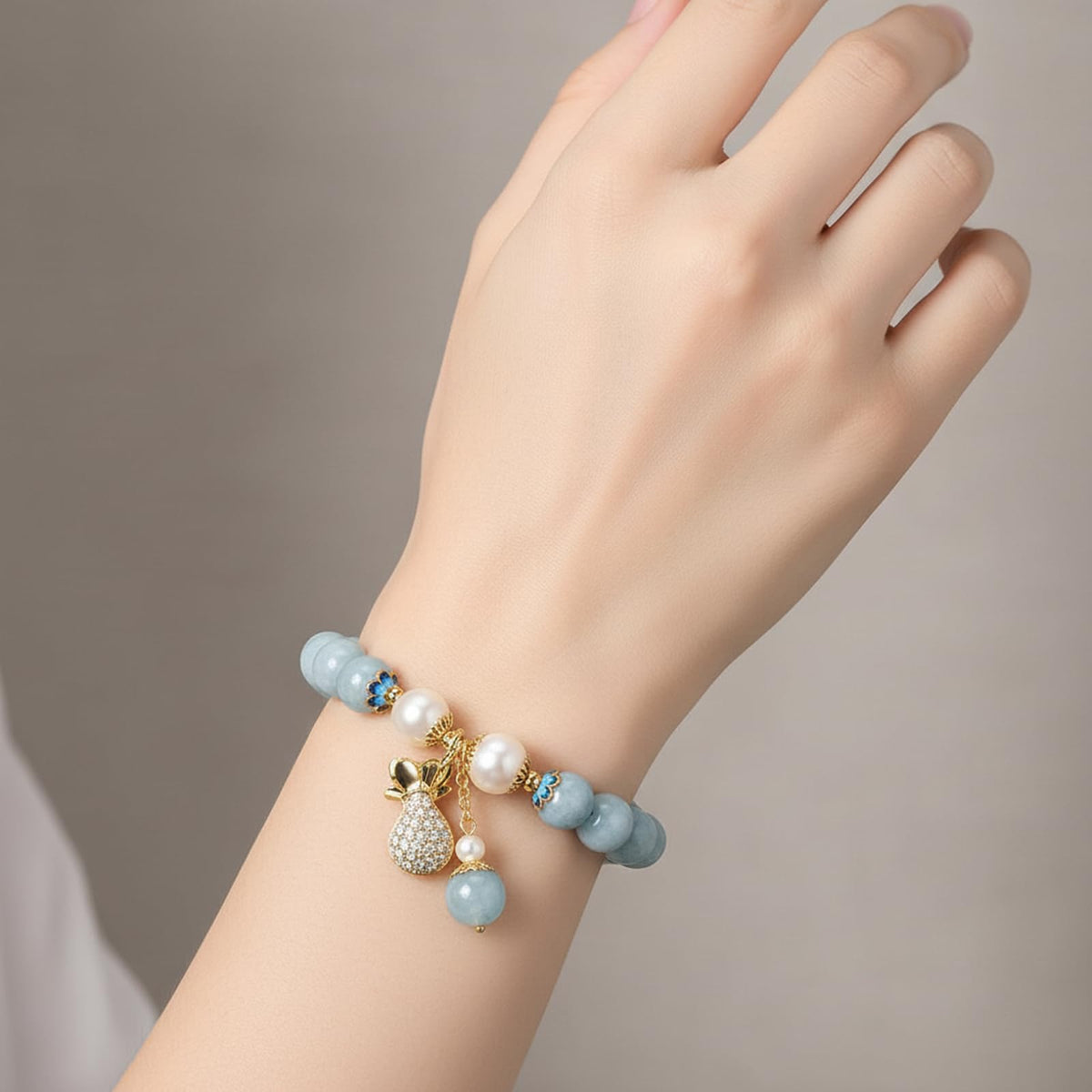 RITIM Natural Aquamarine Bracelet for Women, Lucky Charm Healing Crystal Stone Bracelet with Pearl, Positive Energy Good Luck Jewelry Gift for Friends, Sister, Daughter, Her