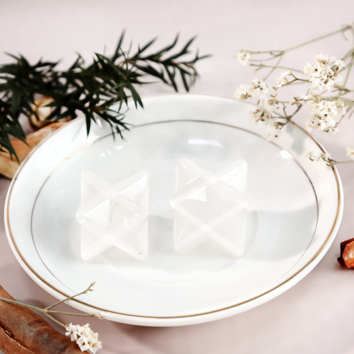 Loveliome Natural White Quartz Merkaba Crystal Protection Sacred Meditation Energy Generator Healing Chakra Six-Pointed Star 1 Inch