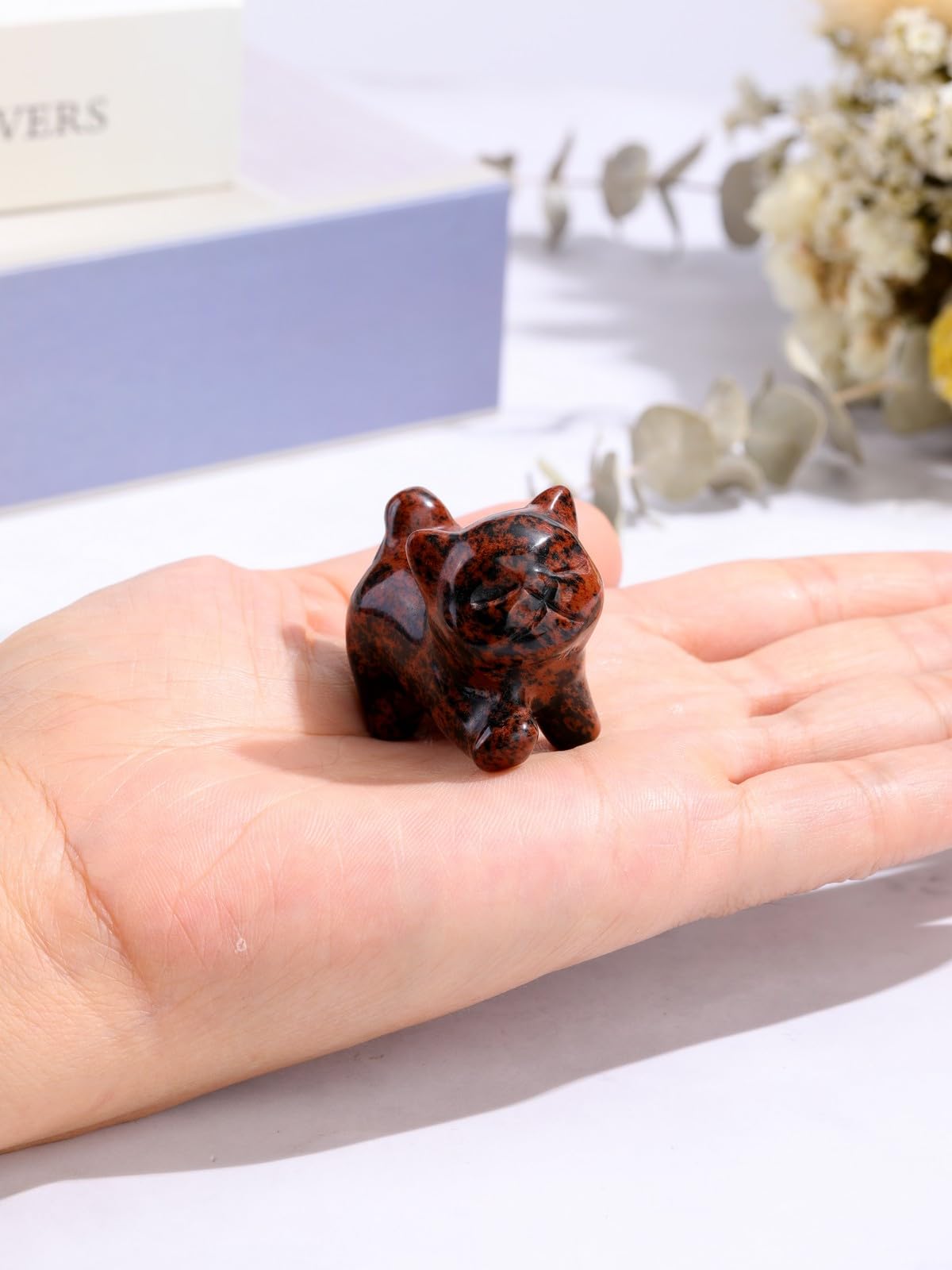 Top Plaza 1 PC Red Obsidian Crystal Cute Cat Figurine Gifts Carved Healing Lucky Home Decor Natural Gemstone Cats Collectibles Pocket Sculpture for Cat Lovers
