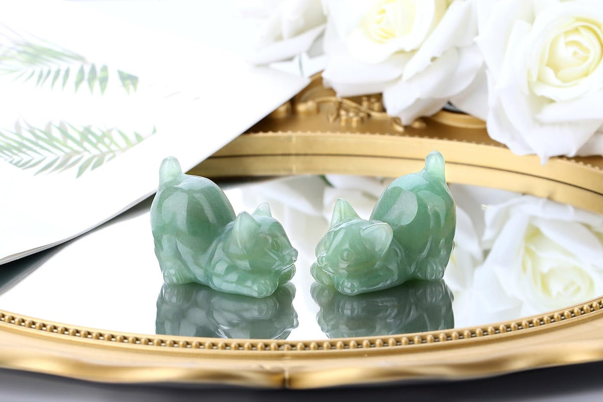 NUKAYAI 2" Green Aventurine Cat Figurine Decor Crystal Statue Carved Home Room Decor Figurines for Natural Lazy Gemstones Sculpture Handcrafted Healing Stone Office Spiritual Gifts for Cat Lovers