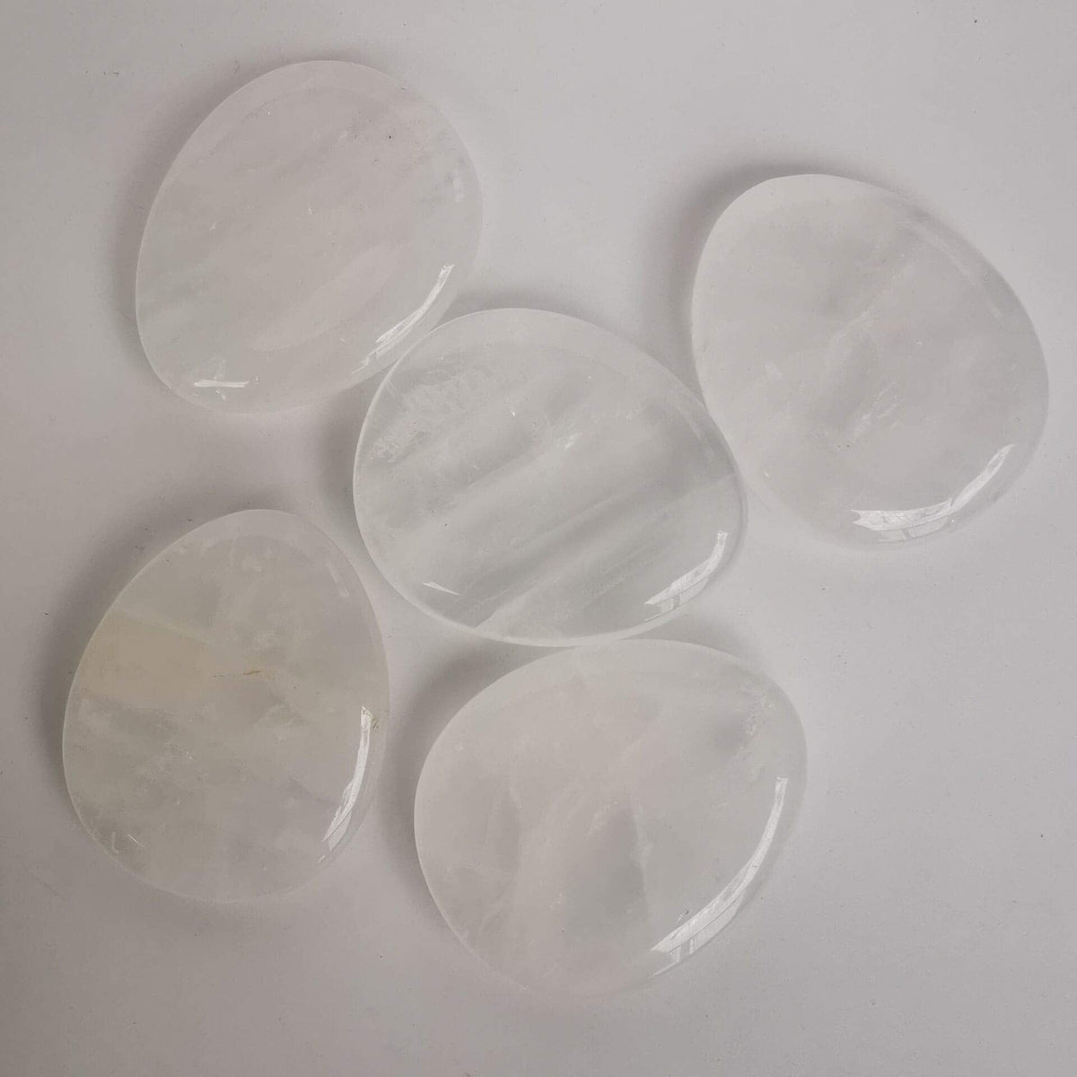 Loveliome Rock Quartz and Moonstone Thumb Worry Stone, Stress Relax Healing Reiki Crystal Pocket Palm Stones,Pack of 2