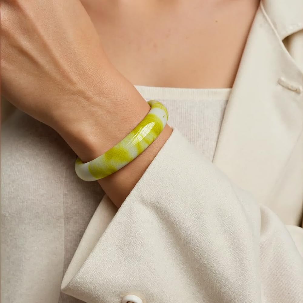sunglnl Jade Bracelet For Women, Green Stone Bangle Natural Gradient Chinese Style Bracelets With Box Wealth Fortune Healing Protection Good Luck Jewelry Gift (White Yellow, 58mm/2.28in)