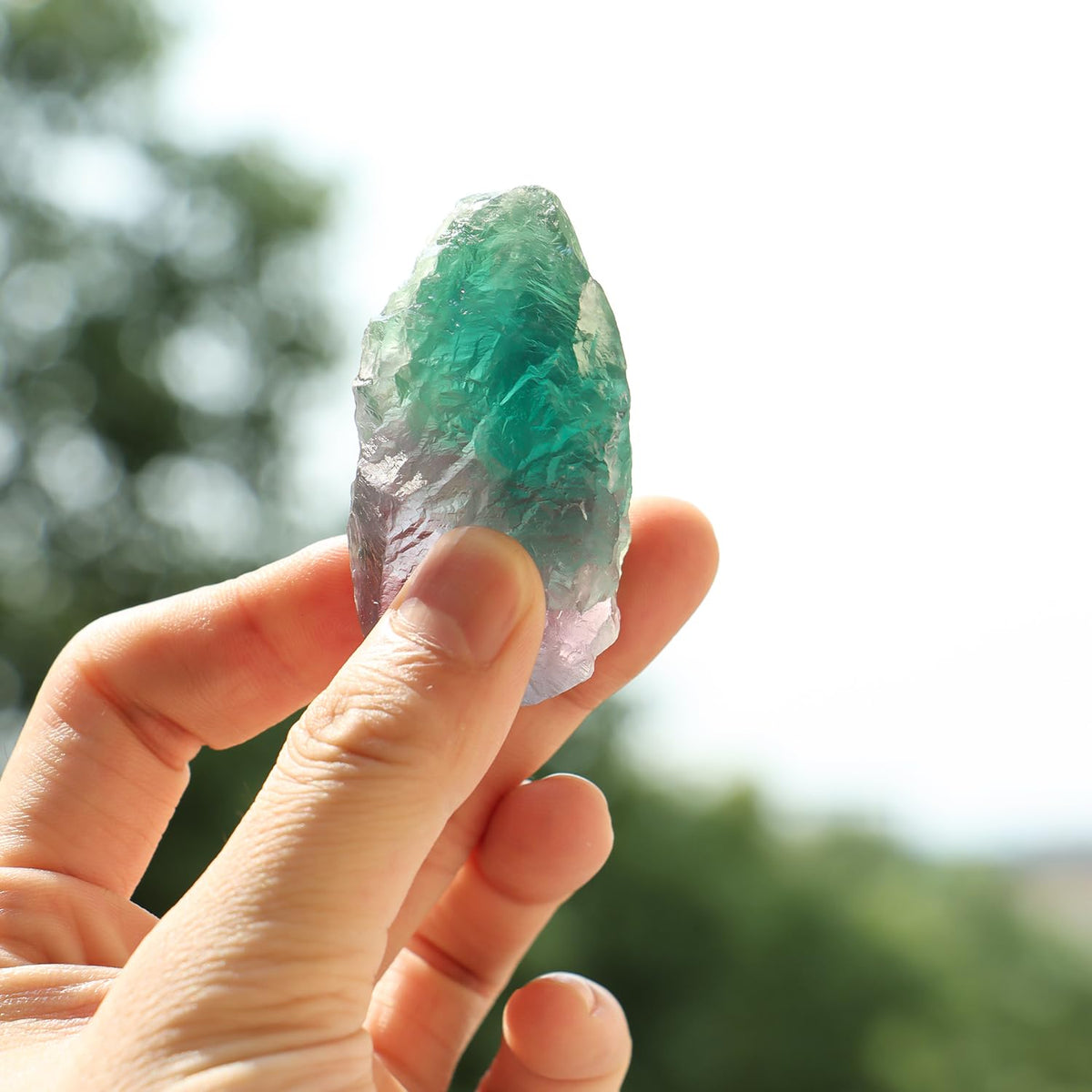 1 Lb Large Rough Fluorite Stone Raw Fluorite Crystal Stone Natural Rainbow Fluorite Purple Fluorite Healing Stones for Tumbling, Wire Wrapping, Wicca Reiki, Meditation