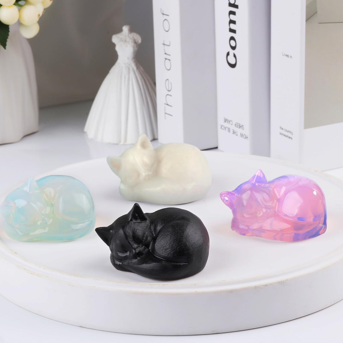 Ytbeoxk 2.1 Inch Black Obsidian Cat Crystal Statue, Healing Crystal Gemstones Decorations, Lucky Cute Kitten Figurines, Black Sleeping Cat Gifts Home Office Desk Decor for Kitten Lovers Woman Men