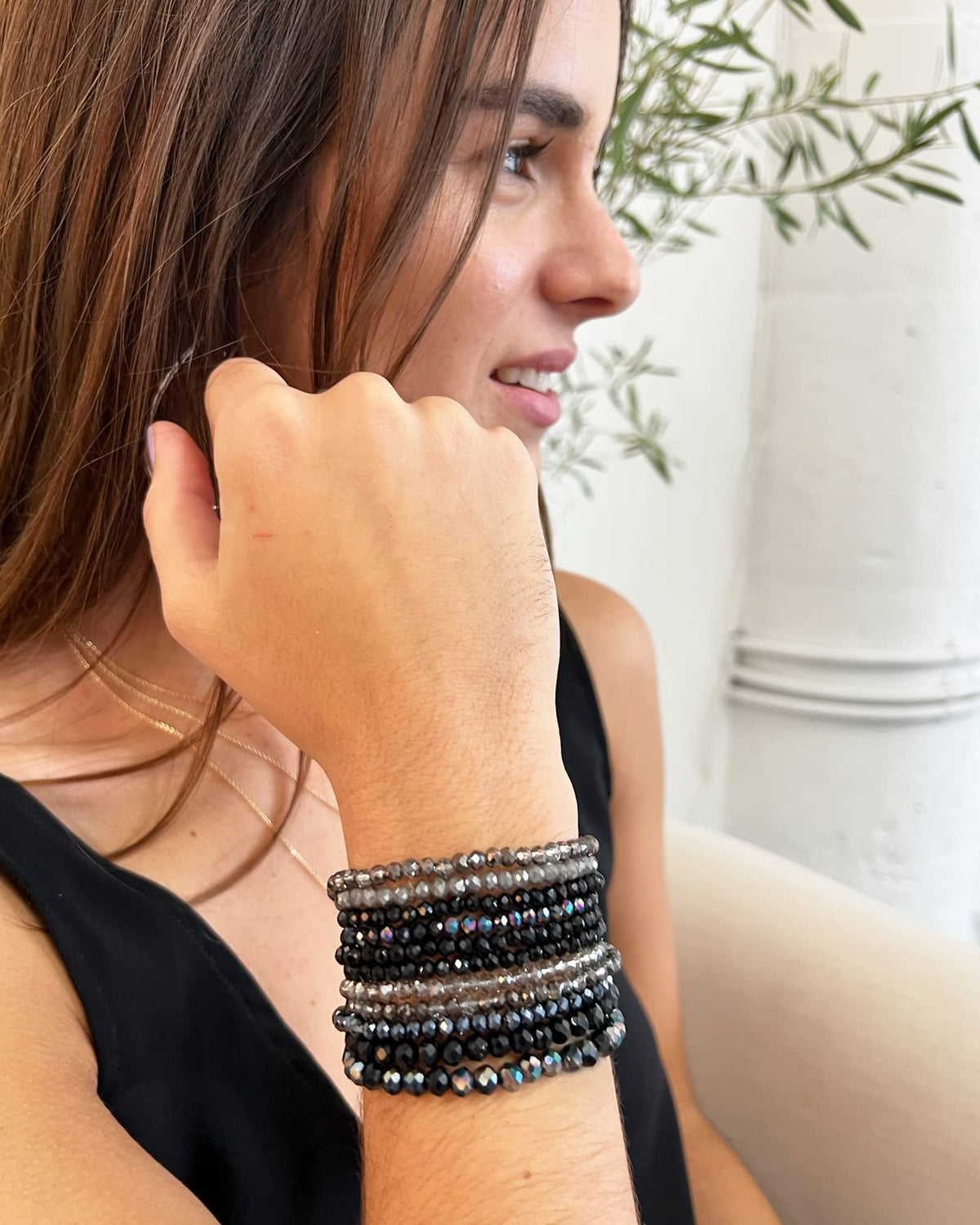CATCHY & CRAFTY Bracelet Crystal Stretch Stackable Layering Colorful Statement Bracelets Women Glass Beaded Boho Friendship Handmade Bridal Gift (Black Diamond)