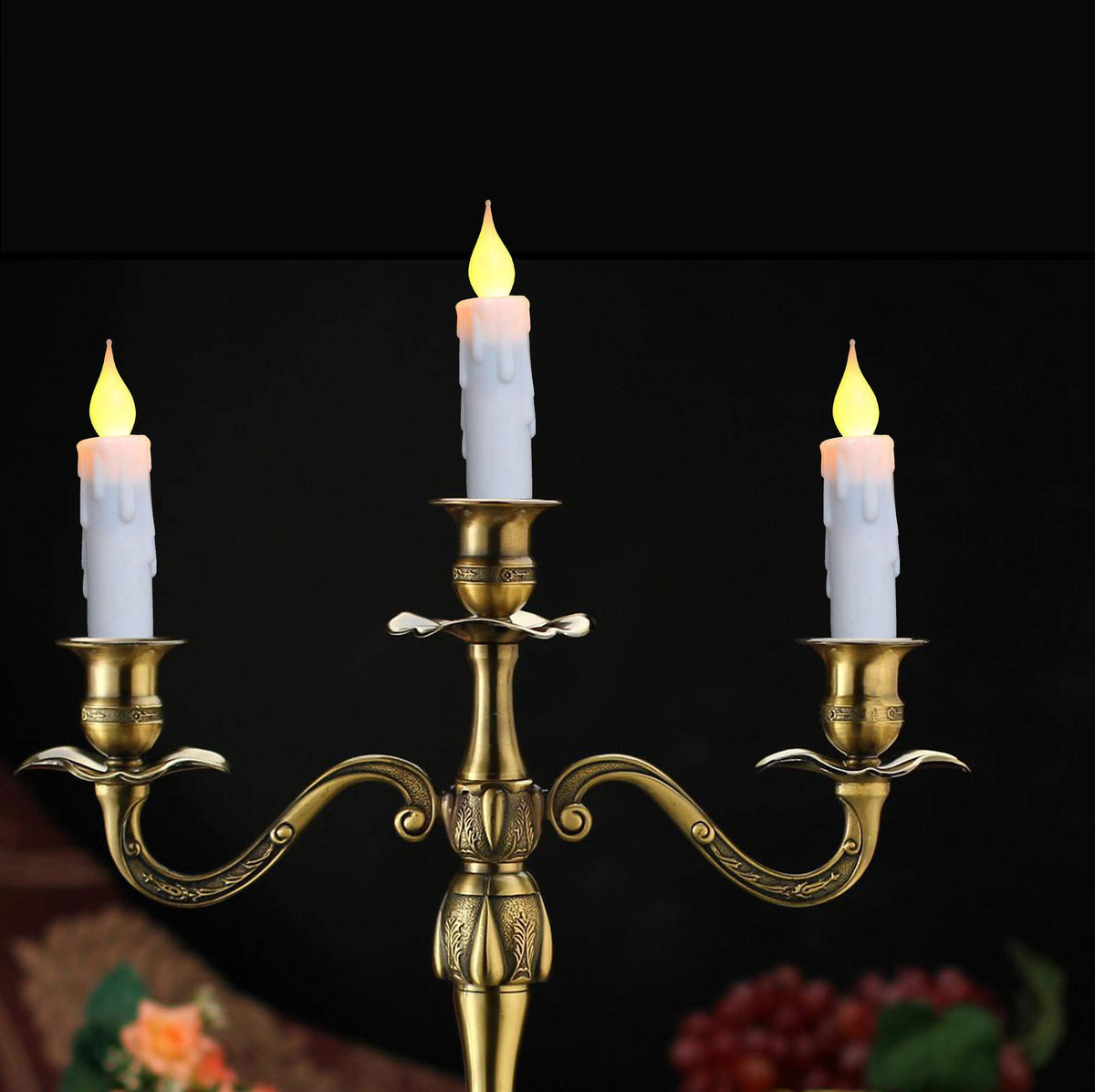 LINCOUNTRY. Short Taper Candles Battery Operated with Timer,Led Flameless Taper Candles Flickering Flame, 4.75 Inch White Electric Candlesticks for Fireplace Christmas Halloween Wedding Decor, 4 Pack
