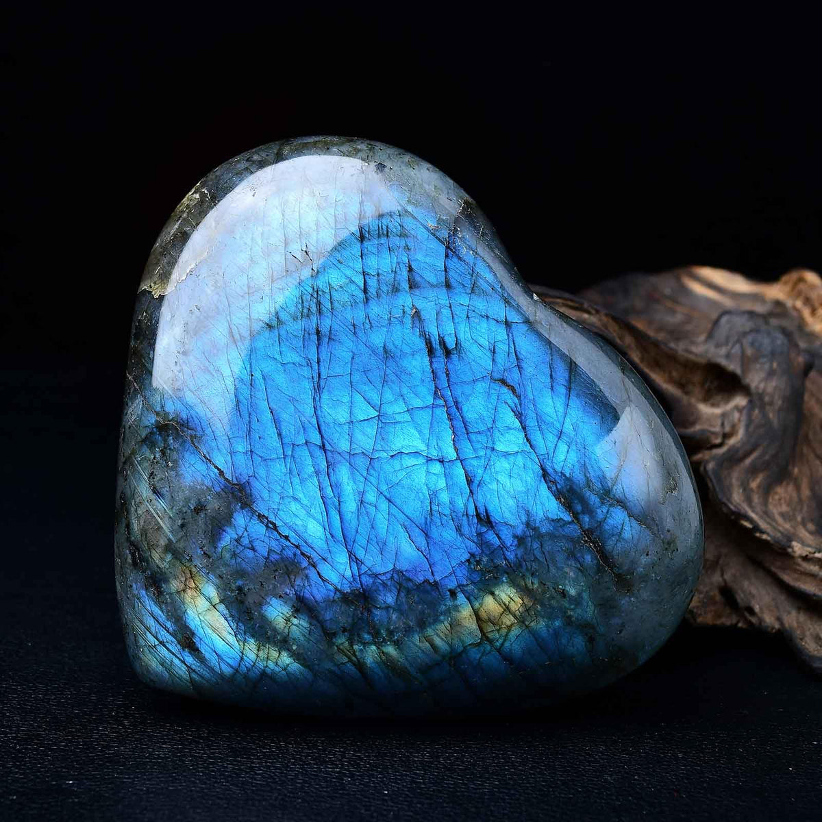 Large Heart Crystal Stones Healing Crystal Palm Polished Love Shaped Gemstones Blue Labradorite Heart Rock Meditation Gift 0.6-0.8Pounds