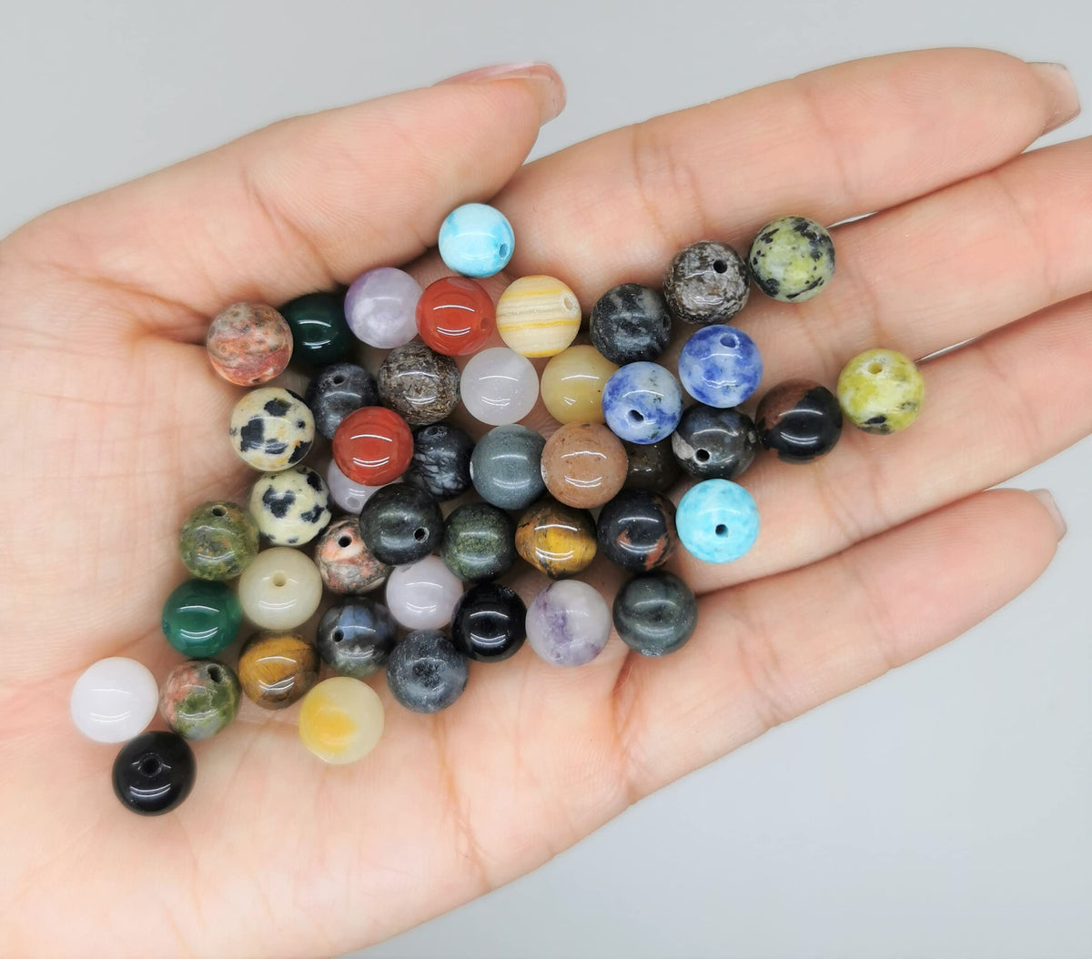 Maonewque 504pcs 8mm Natural Round Stone Beads Healing Engry Crystals Gemstone Beading Loose Gemstone Hole Size 1mm DIY Smooth Beads for Bracelet Necklace Earrings Jewelry Making,(24Colors-8mm)