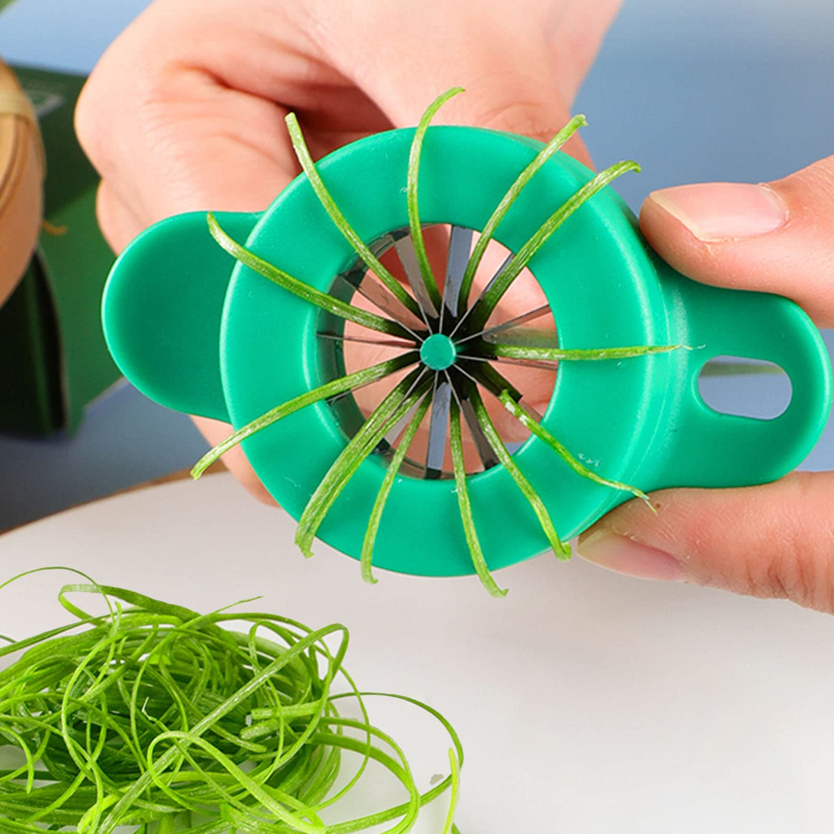 HENWAFX Kitchen green onion shredder,Green Onion cutter ，12 Blade Design，green onion slicer tool（2Pcs)