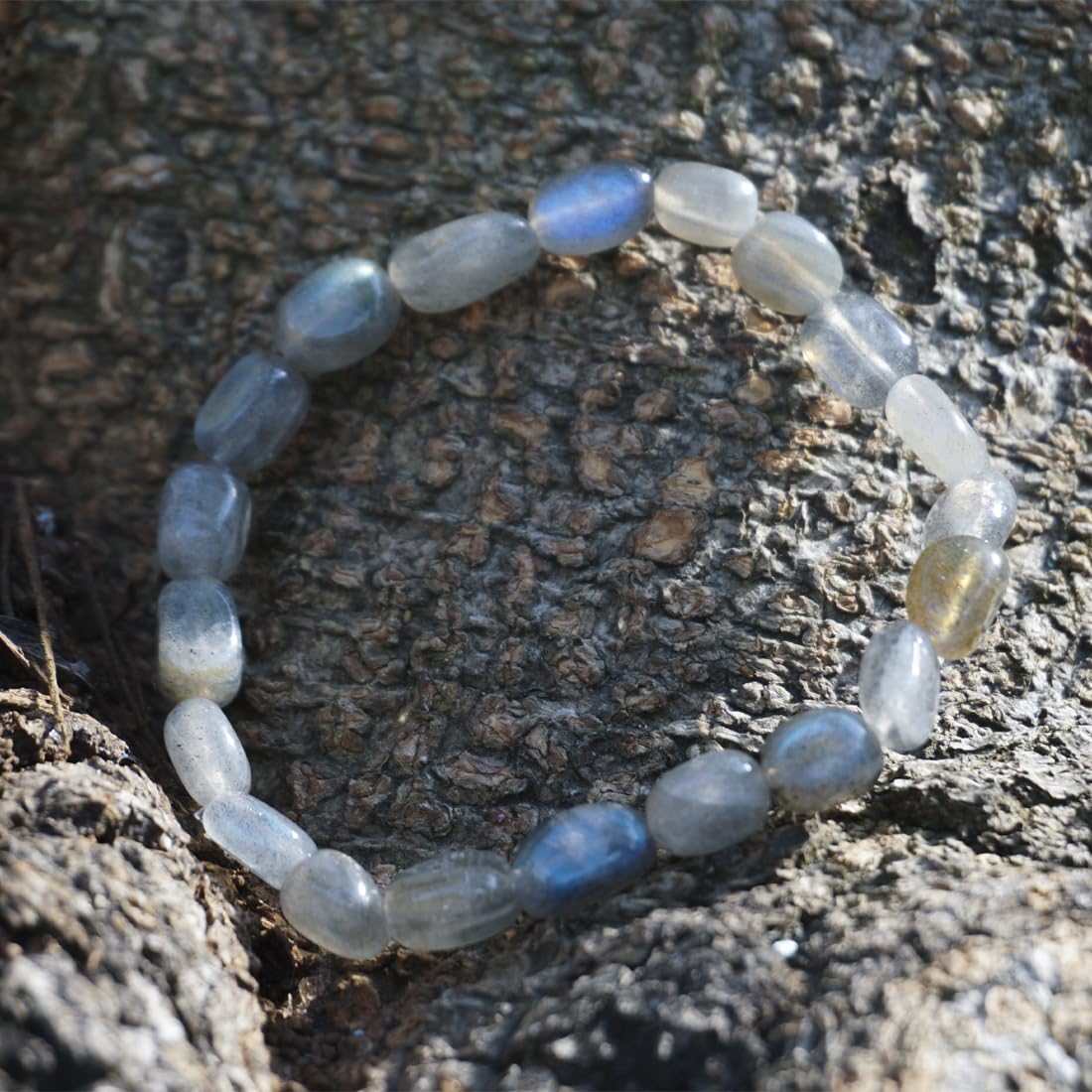 Labradorite Chips Bracelet | Natural Flash Crystal Fragments - Handmade Protection & Magic Energy Third Eye Chakra Gemstones Stacking Jewelry Meditation | Fits for 6-7 inch Small Wrist