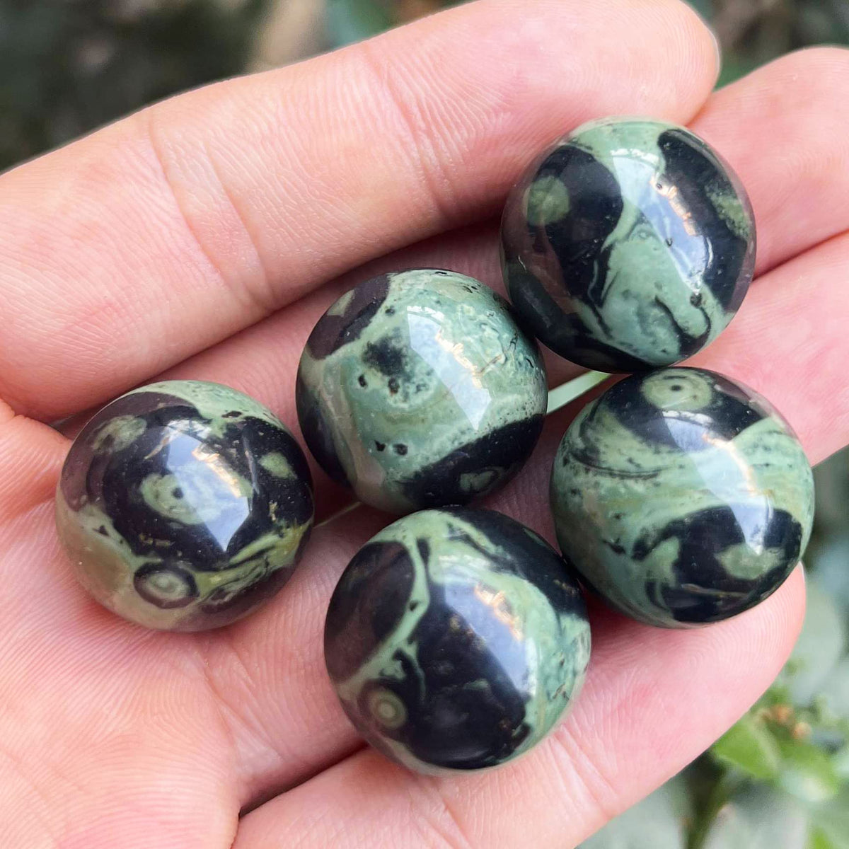 Fekuar 5 Pcs Kambaba Jasper Crystal Sphere Ball Set, Polished Healing Energy Mineral Gemstone Balls for Reiki Chakra Decoration Fengshui 20mm