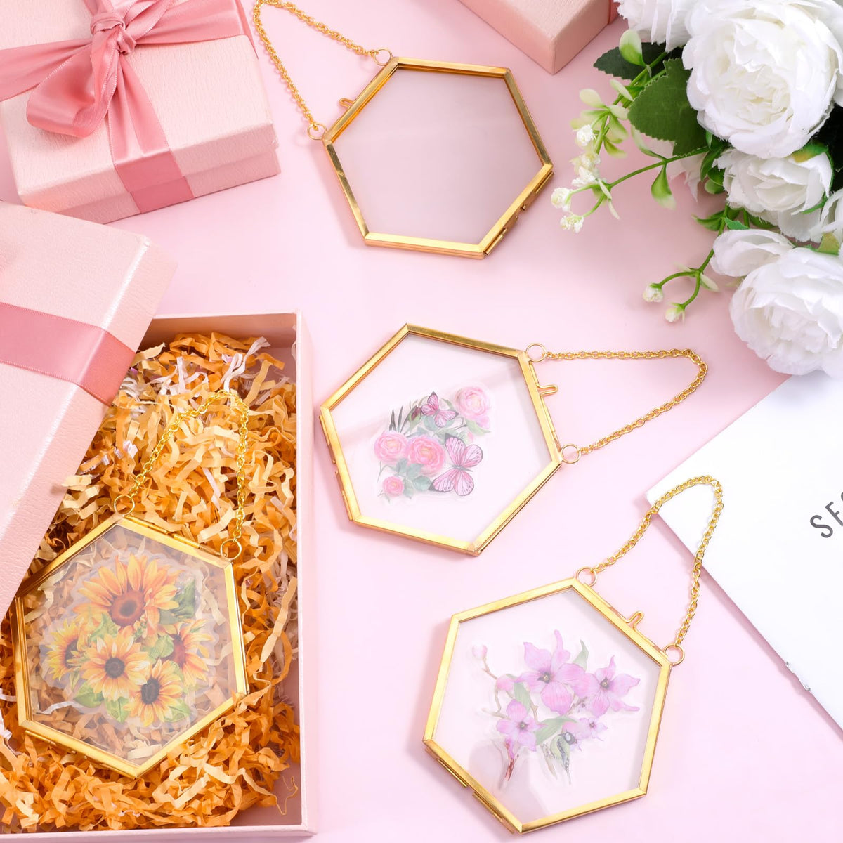 Yuanan 8 PCS Double Glass Frame for Pressed Flowers Handmade, 4 X 3 Inch Pressed Flower Frames with Metal Chain Brass Hanging Glass Frame for DIY Dried Flower, Art Display and Wall Decoration-Gold