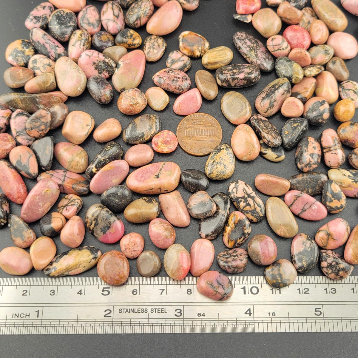 1,000 Carats Rhodonite Handpicked Tumbled Stones Crushed Crystals 0.2''-0.5'' Bulk Pocket Stones for Healing, Reiki, Meditation, Witchcraft and Home Decorations (Rhodonite)