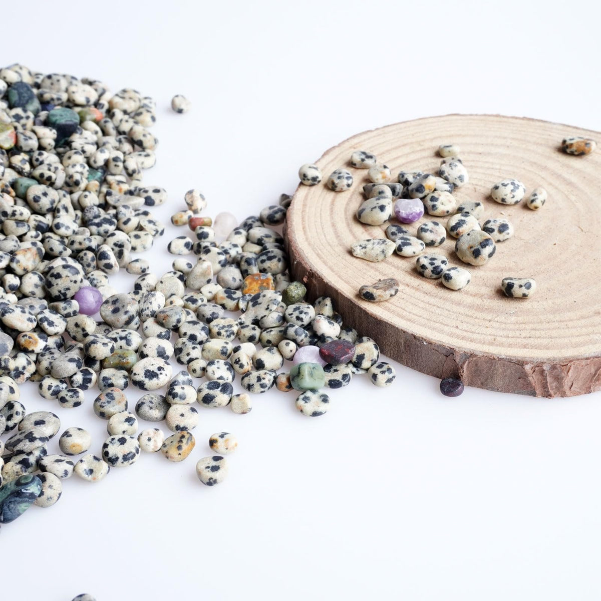 Sisamn 3Lb Dalmatian Jasper Tumbled Polished Pebbles Small 5mm-8mm Natural Spotted Stones for Jewelry Making, Crafts, Home Decor, Crystal Grids, Positive Energy Gifts Bulk Stones