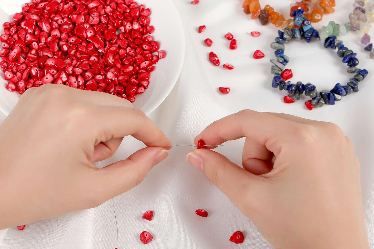 LAIDANLA Red Turquoise 400pcs Natural Chip Stone Beads 5-8mm Healing Crystal Irregular Gemstones Drilled DIY Loose Rocks Bead Crystal for Bracelet Earrings Necklace Jewelry Making Crafting